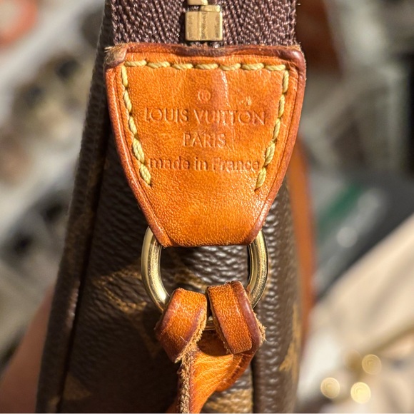 Louis Vuitton pochette accessoires NM - Picture 12 of 13